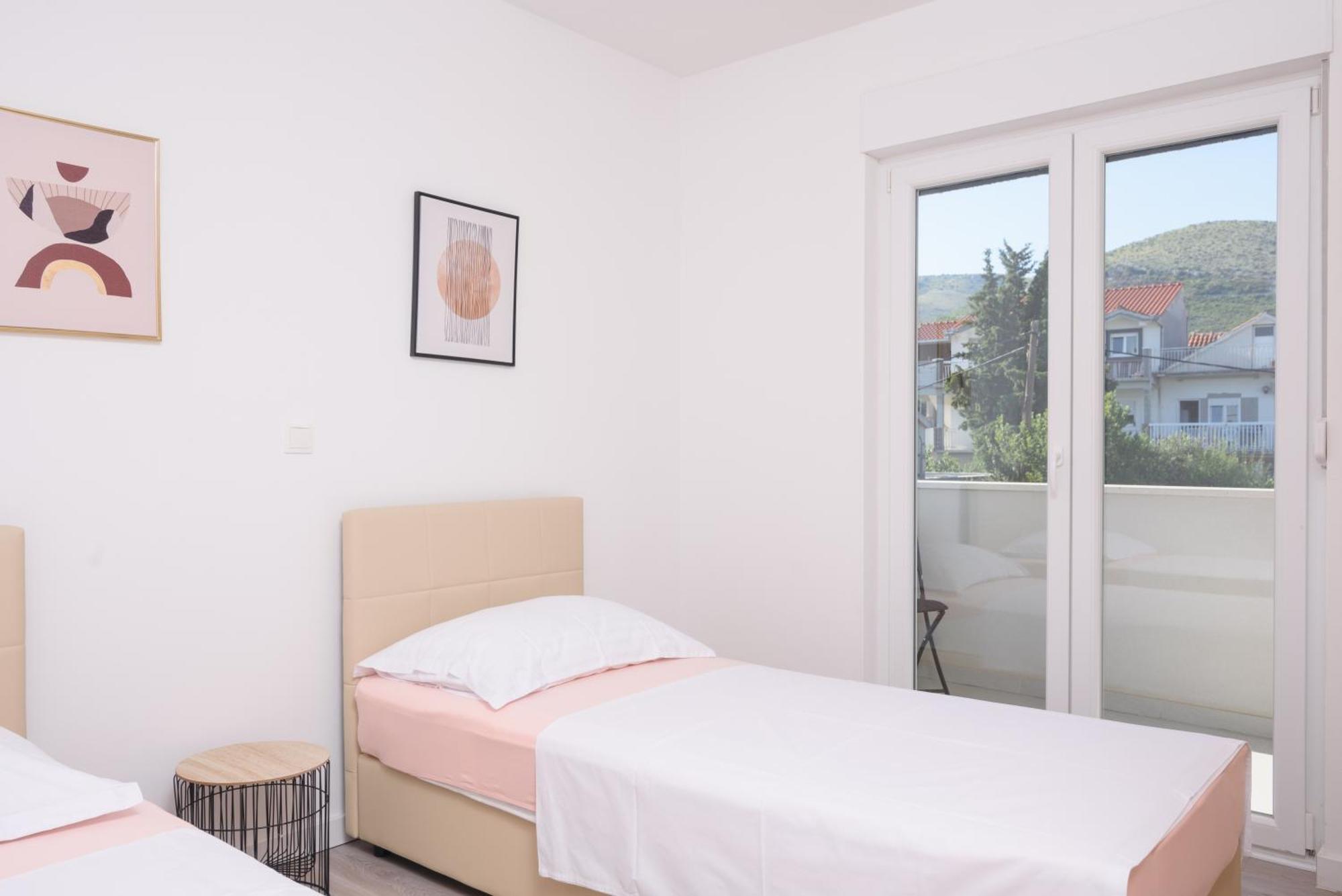 Franka Apartment